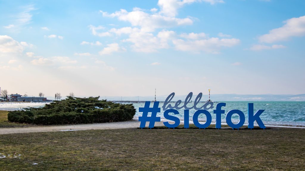 Siófok márciusban – a Balaton még a helyieké?